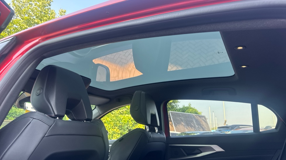 Renault Rafale E-Tech FHEV Iconic Esprit Alpine 5dr Auto 4C Hybrid Estate - Image 23