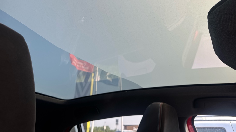 Renault Rafale E-Tech FHEV Iconic Esprit Alpine 5dr Auto 4C Hybrid Estate - Image 38