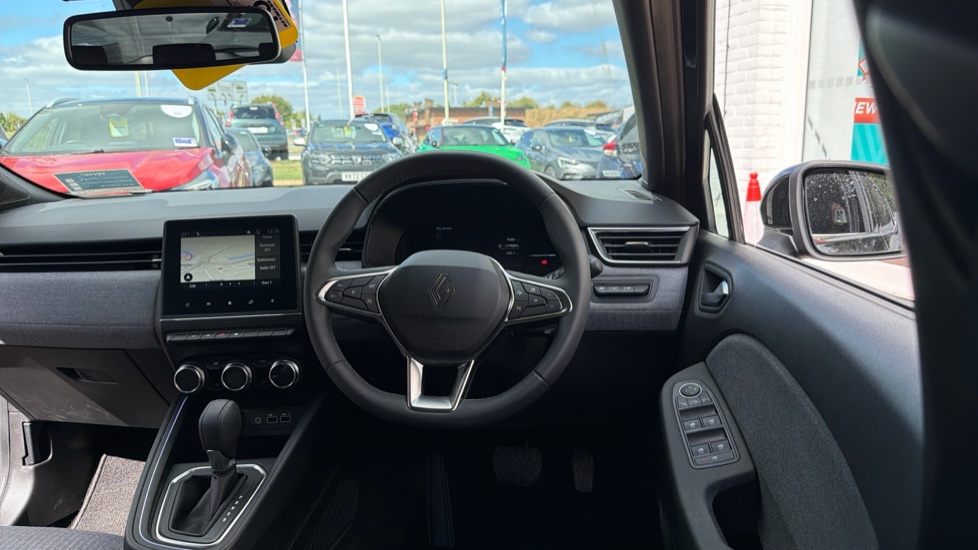 Renault Clio 1.6 E-TECH full hybrid 145 Techno 5dr Auto Hybrid Hatchback - Image 11