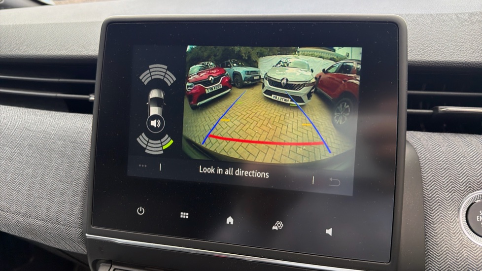Renault Clio 1.6 E-TECH full hybrid 145 Techno 5dr Auto Hybrid Hatchback - Image 29