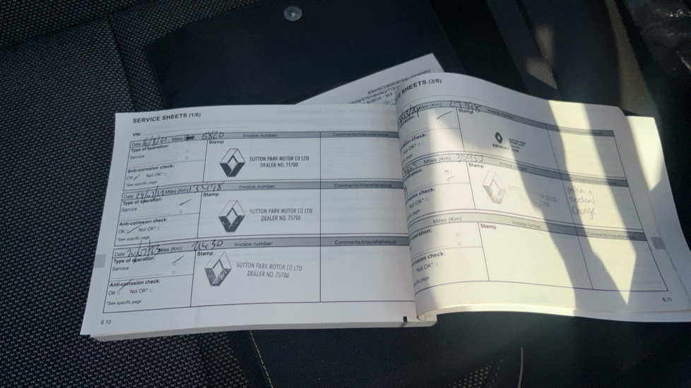 Renault Captur 1.0 TCE 100 S Edition 5dr Petrol Hatchback - Image 19