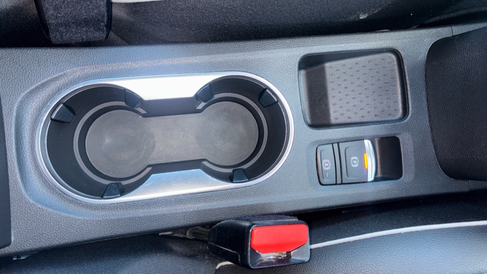 Renault Captur 1.0 TCE 100 S Edition 5dr Petrol Hatchback - Image 40
