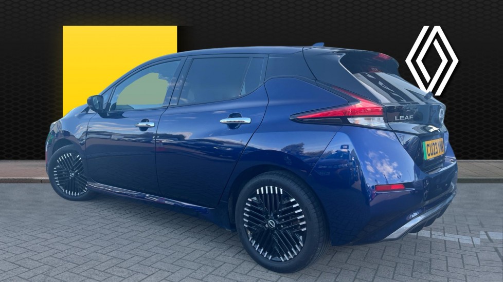 Nissan LEAF 110kW Tekna 39kWh 5dr Auto Electric Hatchback - Image 2