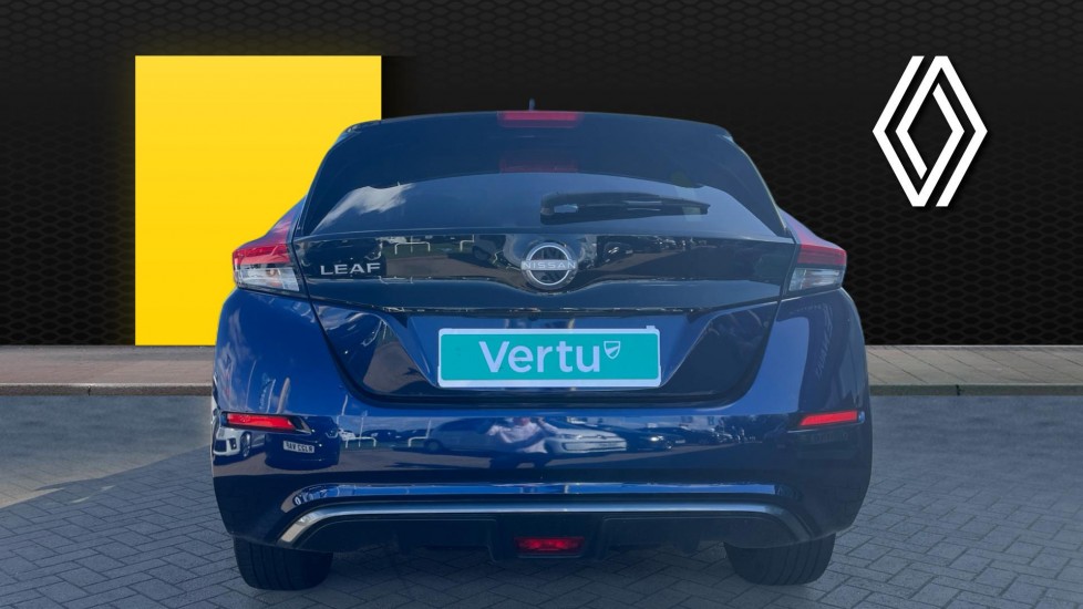 Nissan LEAF 110kW Tekna 39kWh 5dr Auto Electric Hatchback - Image 6