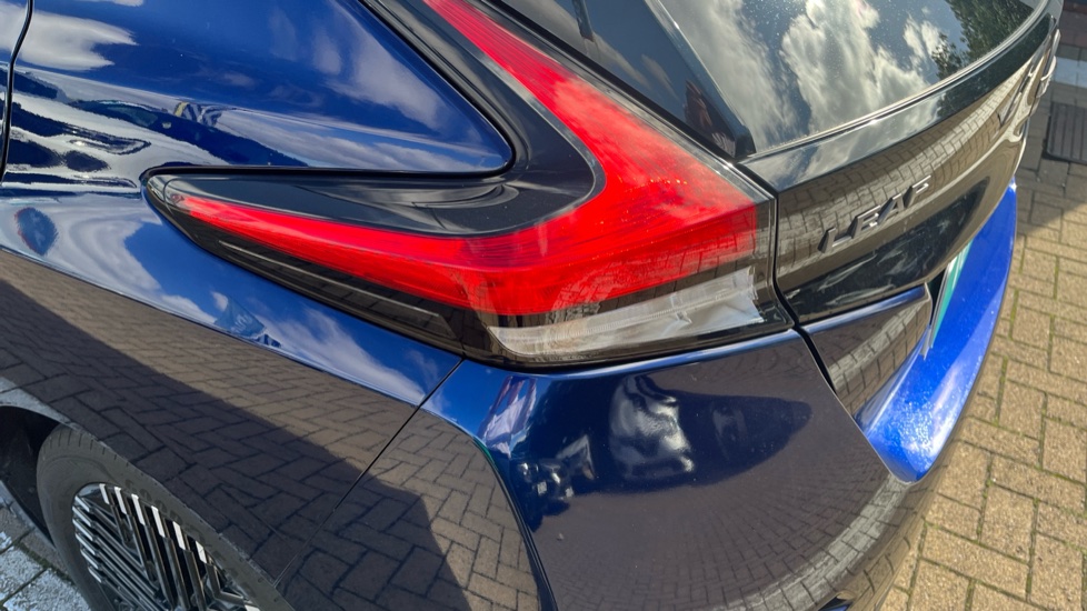 Nissan LEAF 110kW Tekna 39kWh 5dr Auto Electric Hatchback - Image 44