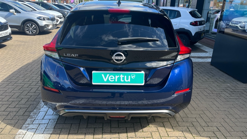 Nissan LEAF 110kW Tekna 39kWh 5dr Auto Electric Hatchback - Image 45