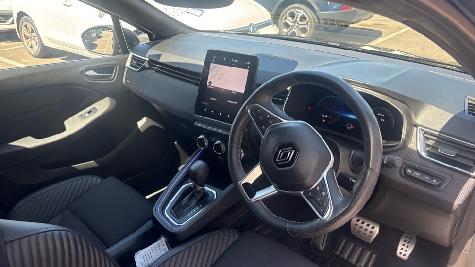 Renault Clio 1.6 E-TECH full hybrid 145 Esprit Alpine 5dr Auto Hybrid Hatchback - Image 11