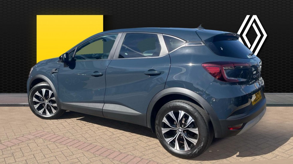 Renault Captur 1.6 E-Tech full hybrid 145 Evolution 5dr Auto Hybrid Hatchback - Image 2