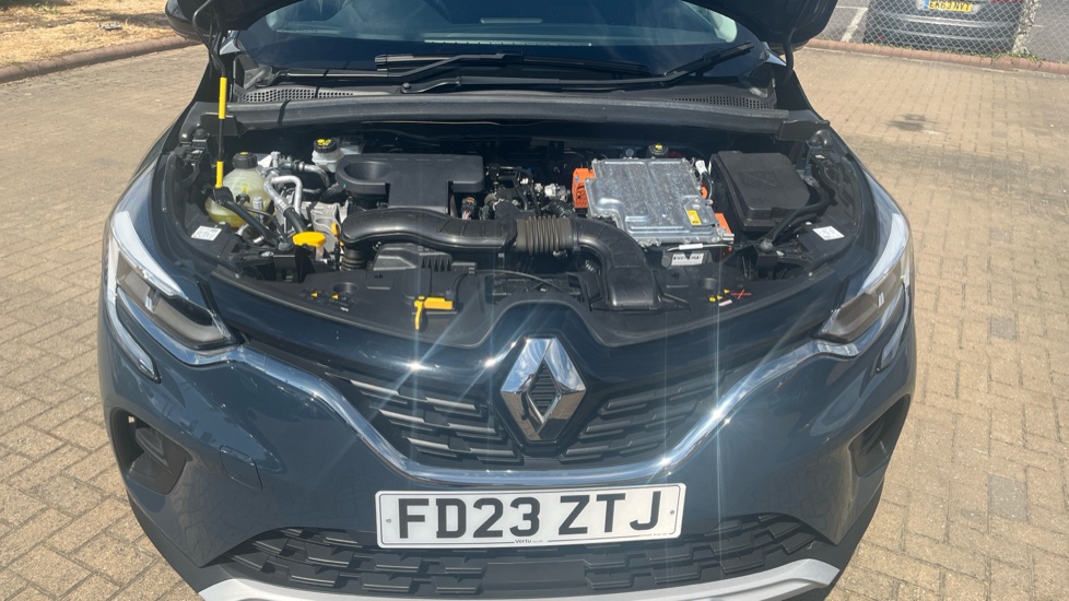 Renault Captur 1.6 E-Tech full hybrid 145 Evolution 5dr Auto Hybrid Hatchback - Image 8