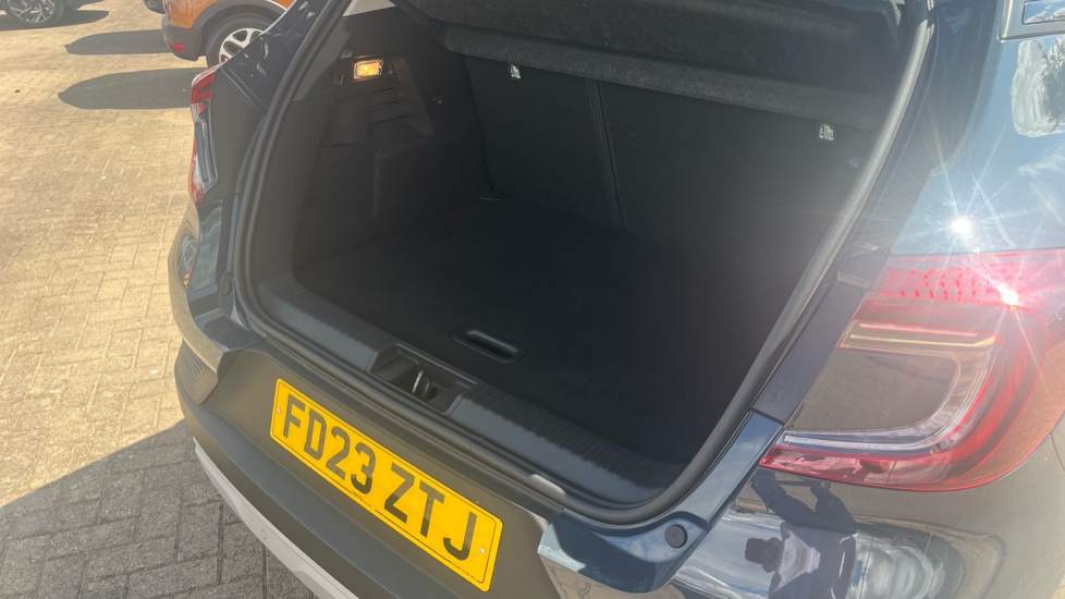 Renault Captur 1.6 E-Tech full hybrid 145 Evolution 5dr Auto Hybrid Hatchback - Image 44