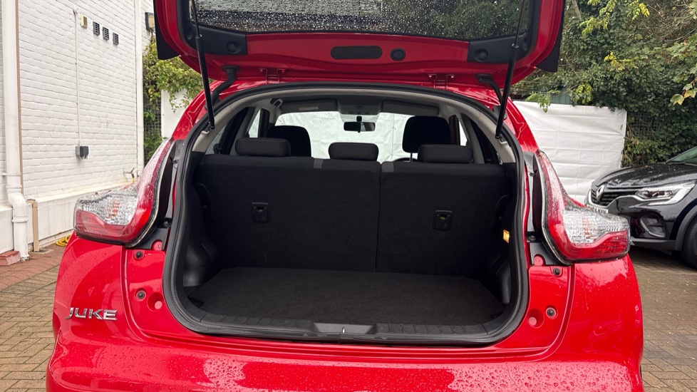 Nissan Juke 1.6 [112] Acenta 5dr Petrol Hatchback - Image 4
