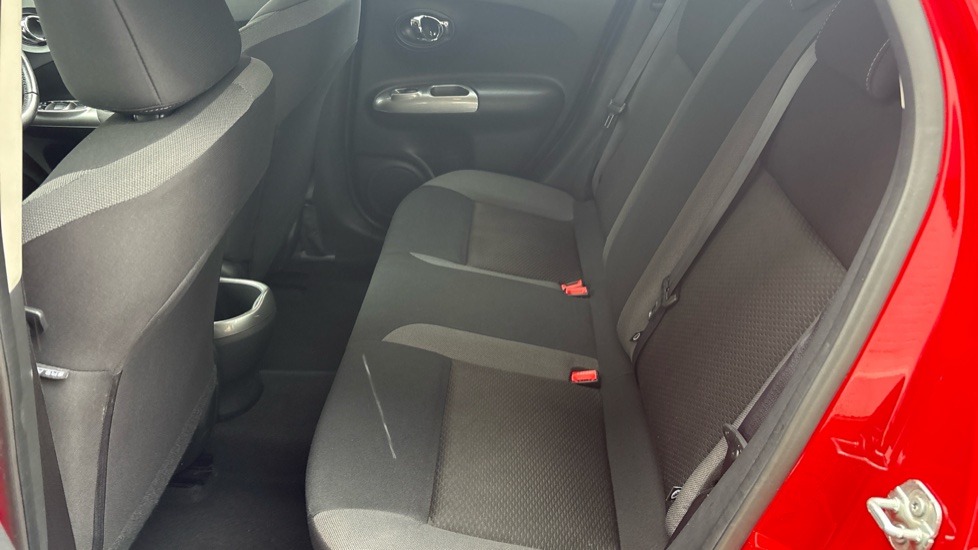 Nissan Juke 1.6 [112] Acenta 5dr Petrol Hatchback - Image 16