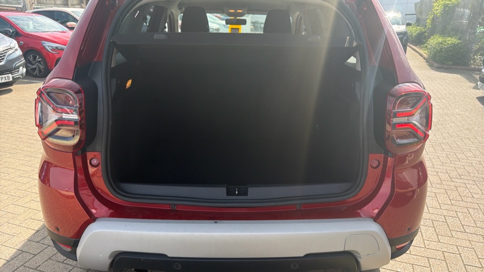 Dacia Duster 1.0 TCe 90 Prestige 5dr Petrol Estate - Image 4