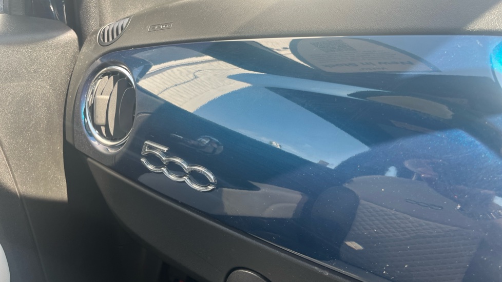 Fiat 500 1.0 Mild Hybrid Dolcevita [Part Leather] 3dr Petrol Hatchback - Image 21