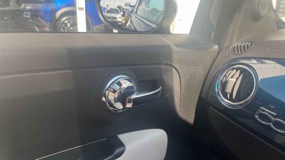 Fiat 500 1.0 Mild Hybrid Dolcevita [Part Leather] 3dr Petrol Hatchback - Image 22