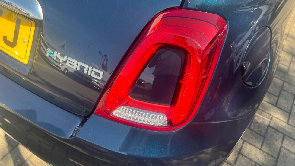 Fiat 500 1.0 Mild Hybrid Dolcevita [Part Leather] 3dr Petrol Hatchback - Image 32
