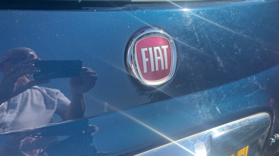 Fiat 500 1.0 Mild Hybrid Dolcevita [Part Leather] 3dr Petrol Hatchback - Image 34