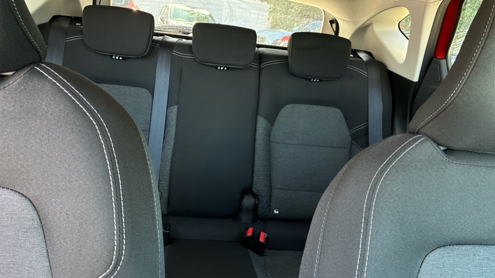 Renault Captur 1.6 E-Tech full hybrid 145 Evolution 5dr Auto Hybrid Hatchback - Image 15