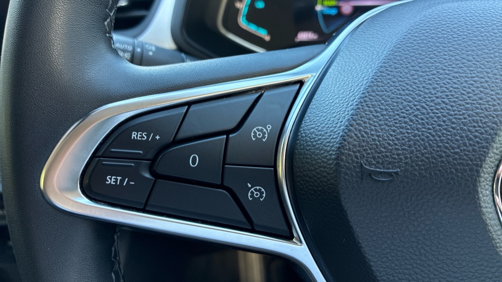 Renault Captur 1.6 E-Tech full hybrid 145 Evolution 5dr Auto Hybrid Hatchback - Image 27