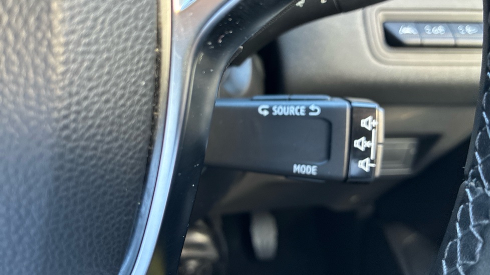 Renault Captur 1.6 E-Tech full hybrid 145 Evolution 5dr Auto Hybrid Hatchback - Image 28