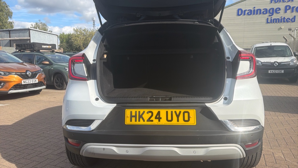 Renault Captur 1.0 TCE 90 Techno 5dr Petrol Hatchback - Image 4