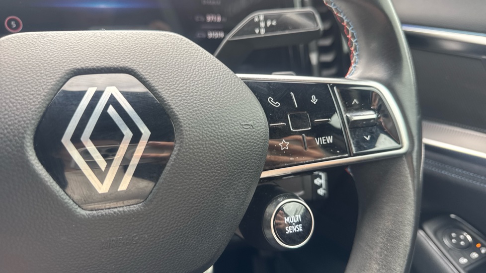 Renault Austral E-Tech FHEV Techno Esprit Alpine 5dr Auto Hybrid Estate - Image 28