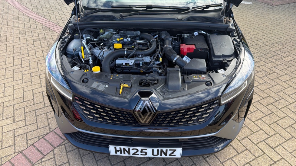 Renault Clio 1.0 TCe 90 Esprit Alpine 5dr Petrol Hatchback - Image 8