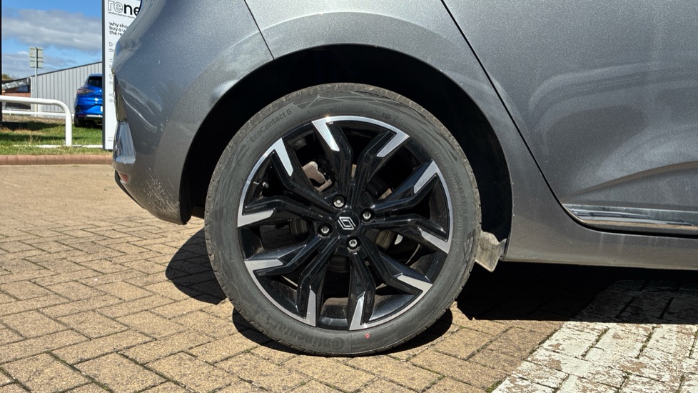 Renault Clio 1.0 TCe 90 Techno 5dr Petrol Hatchback - Image 7