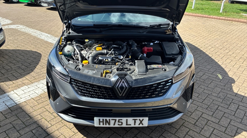 Renault Clio 1.0 TCe 90 Techno 5dr Petrol Hatchback - Image 8