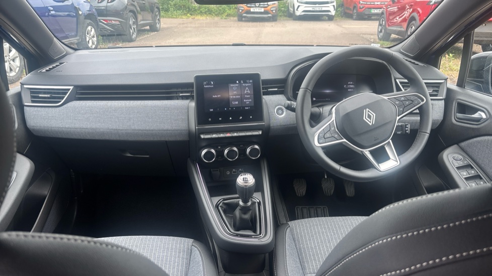 Renault Clio 1.0 TCe 90 Techno 5dr Petrol Hatchback - Image 10