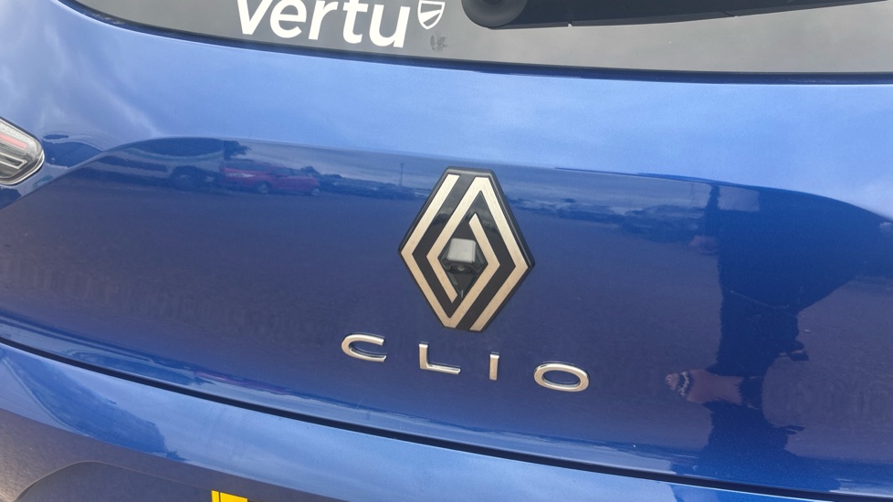 Renault Clio 1.0 TCe 90 Techno 5dr Petrol Hatchback - Image 23