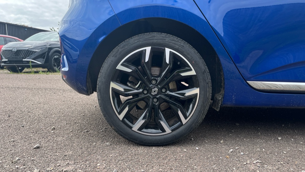 Renault Clio 1.0 TCe 90 Techno 5dr Petrol Hatchback - Image 7