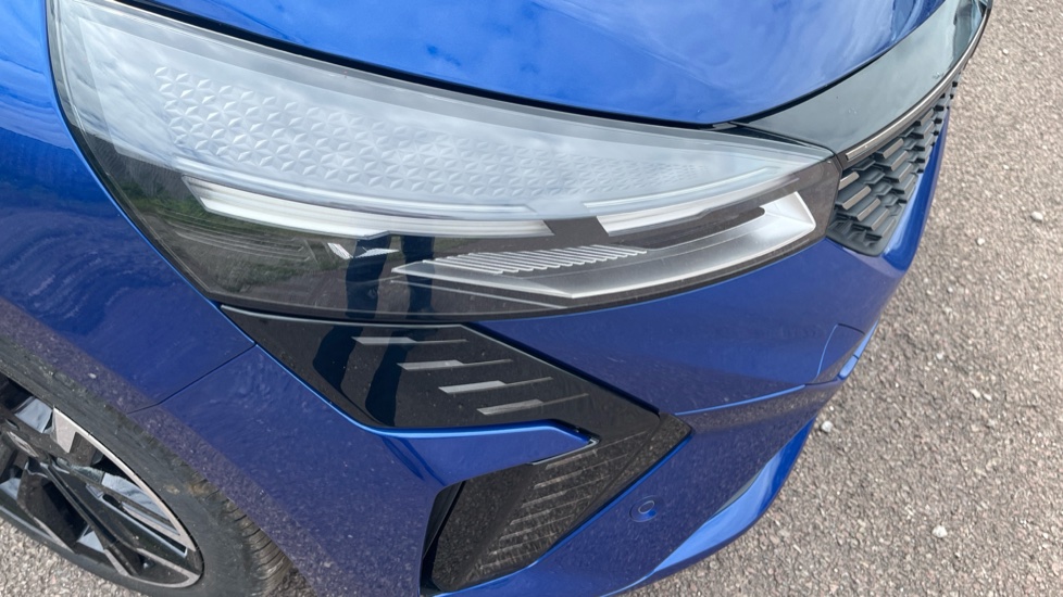 Renault Clio 1.0 TCe 90 Techno 5dr Petrol Hatchback - Image 32