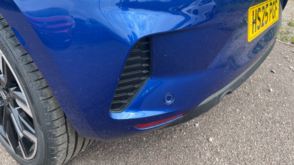 Renault Clio 1.0 TCe 90 Techno 5dr Petrol Hatchback - Image 39