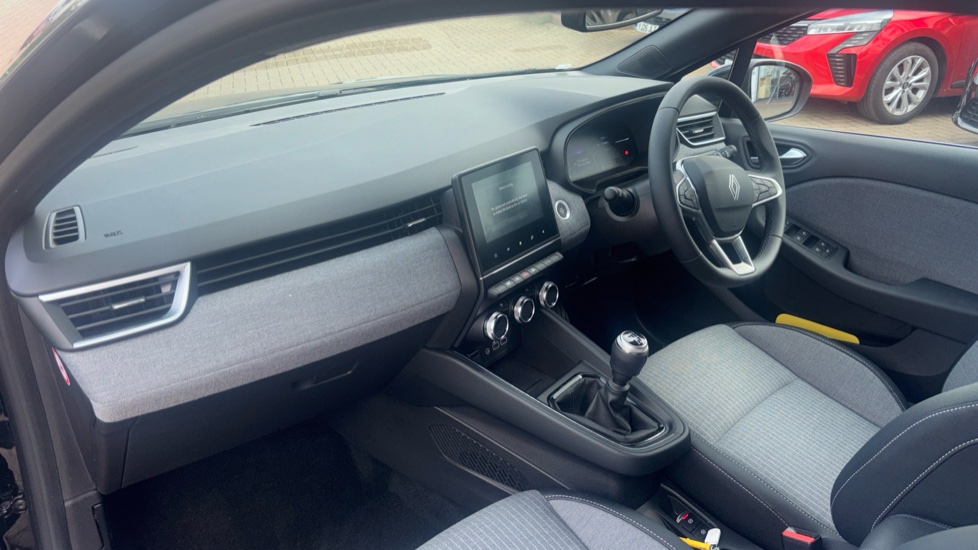 Renault Clio 1.0 TCe 90 Techno 5dr Petrol Hatchback - Image 9