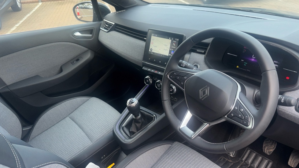 Renault Clio 1.0 TCe 90 Techno 5dr Petrol Hatchback - Image 11