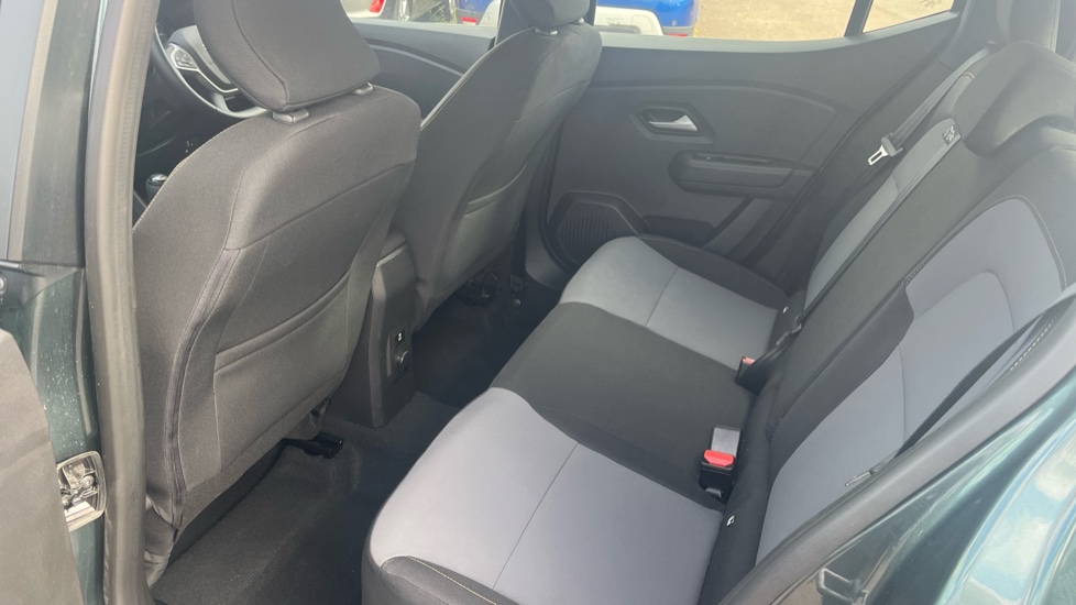 Dacia Sandero Stepway 1.0 TCe Extreme 5dr Petrol Hatchback - Image 16