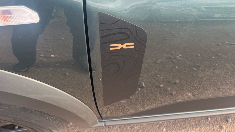 Dacia Sandero Stepway 1.0 TCe Extreme 5dr Petrol Hatchback - Image 28