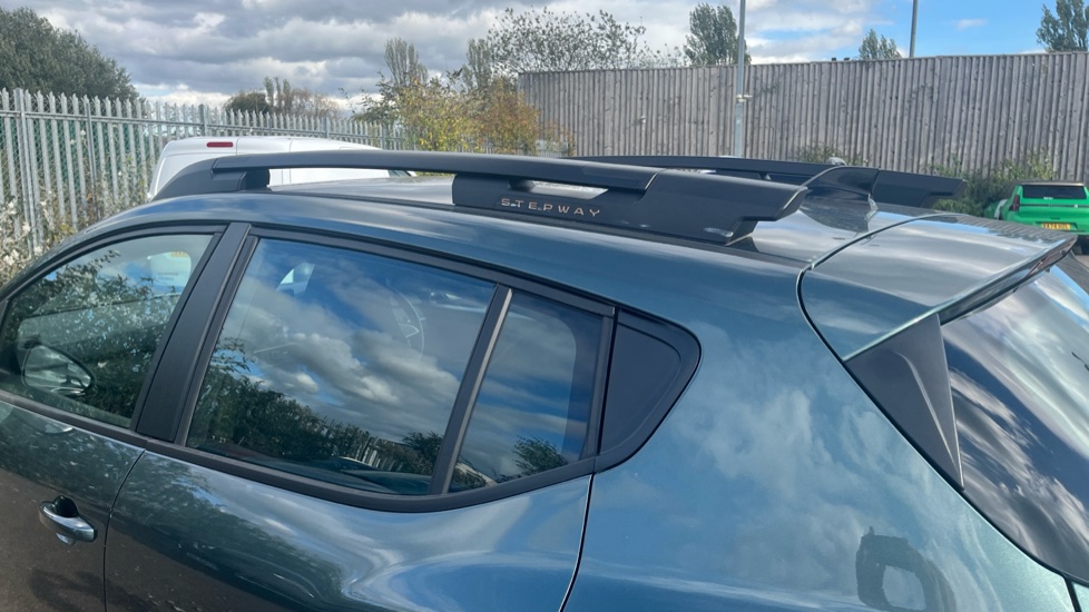 Dacia Sandero Stepway 1.0 TCe Extreme 5dr Petrol Hatchback - Image 31