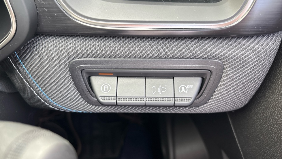 Renault Captur 1.2 TCE 115 Esprit Alpine 5dr Petrol Hatchback - Image 29