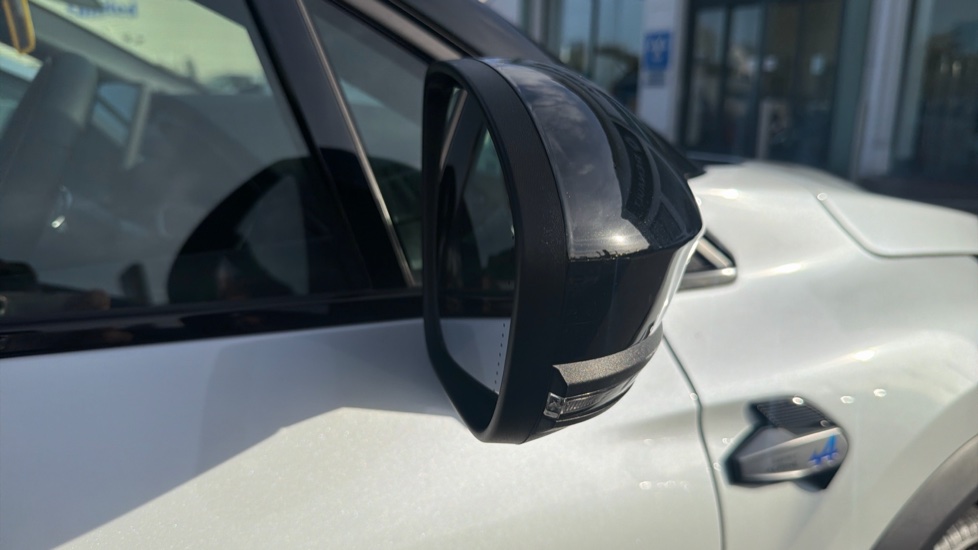 Renault Captur 1.2 TCE 115 Esprit Alpine 5dr Petrol Hatchback - Image 33