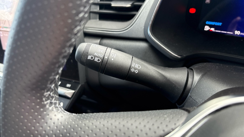 Renault Symbioz 1.8 E-Tech FHEV 160 Techno 5dr Auto Hybrid Estate - Image 30