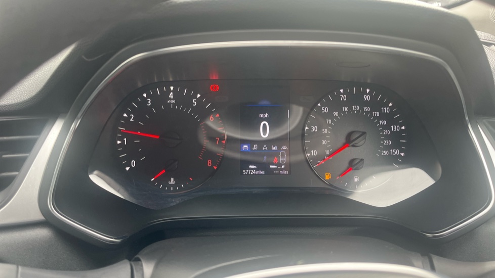 Renault Captur 1.3 TCE 130 Iconic 5dr Petrol Hatchback - Image 18