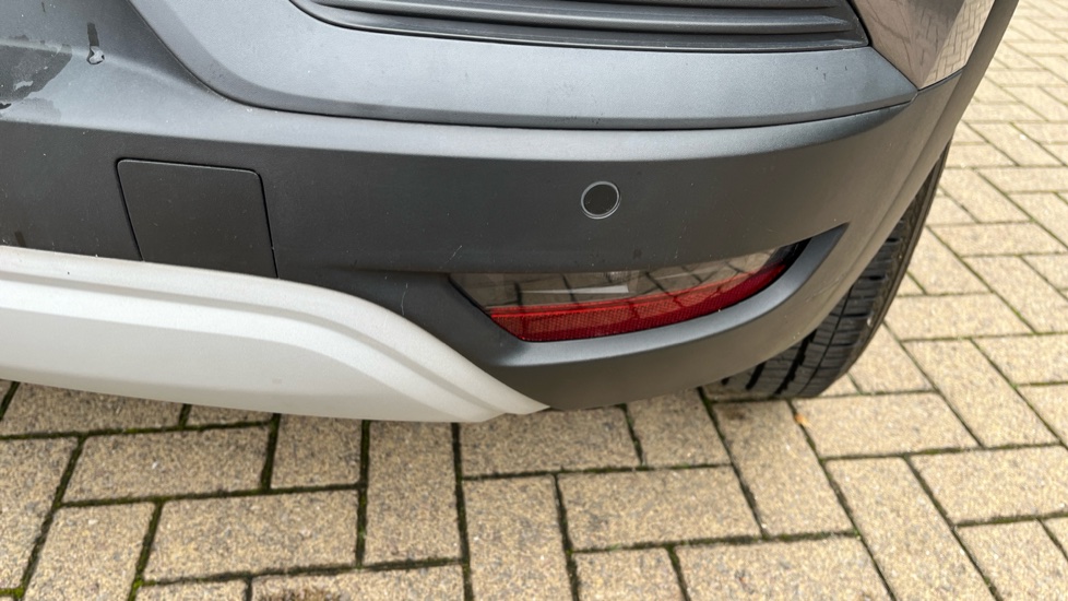 Renault Captur 1.3 TCE 130 Iconic 5dr Petrol Hatchback - Image 40