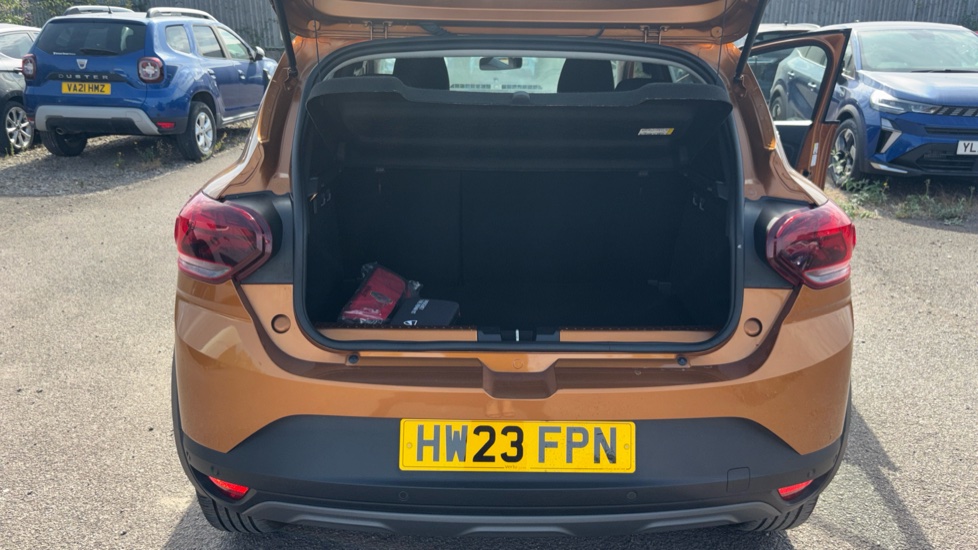 Dacia Sandero Stepway 1.0 TCe Journey 5dr Petrol Hatchback - Image 4