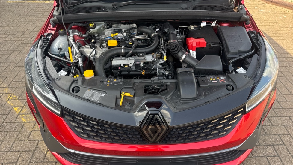 Renault Clio 1.0 TCe 90 Esprit Alpine 5dr Petrol Hatchback - Image 8