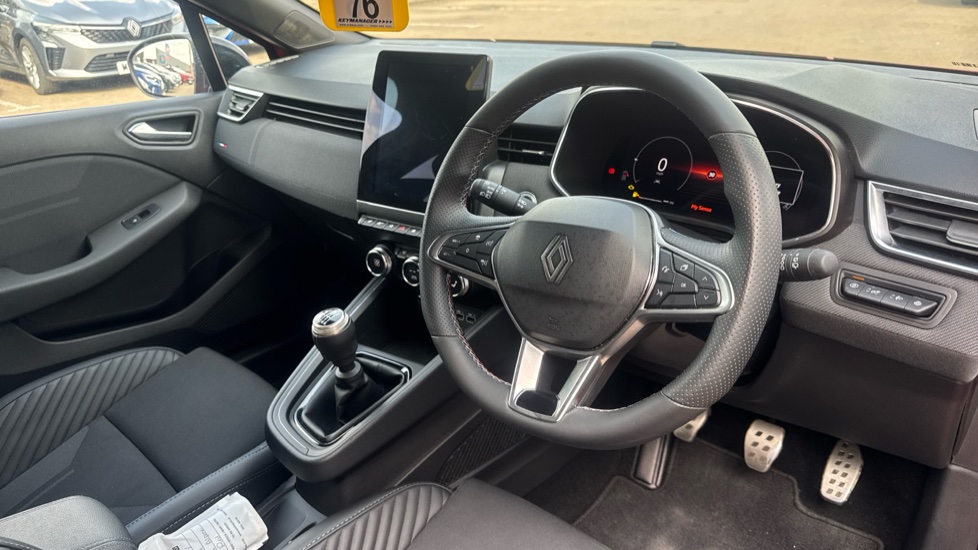 Renault Clio 1.0 TCe 90 Esprit Alpine 5dr Petrol Hatchback - Image 11