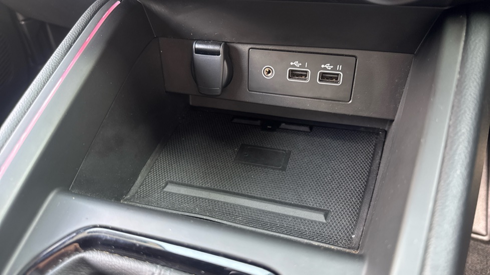 Renault Clio 1.0 TCe 90 Esprit Alpine 5dr Petrol Hatchback - Image 30