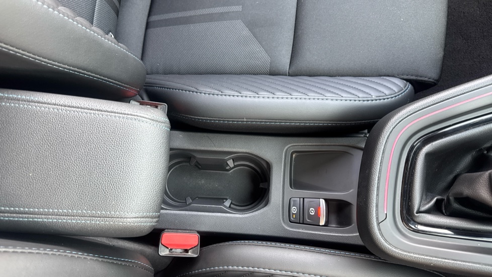 Renault Clio 1.0 TCe 90 Esprit Alpine 5dr Petrol Hatchback - Image 32