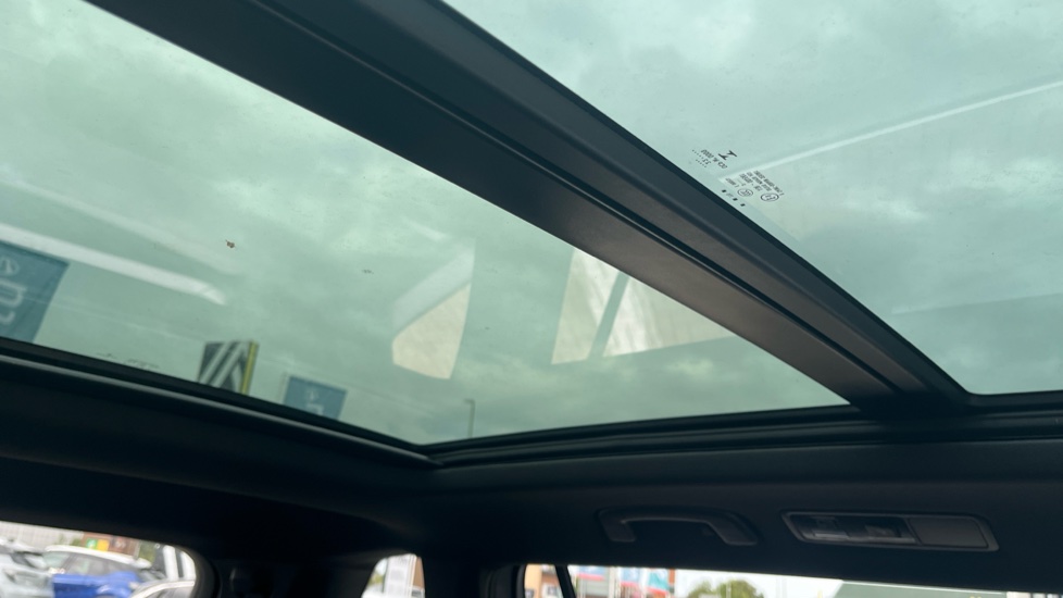 Volkswagen Tiguan Allspace 2.0 TSI 245 4Motion R-Line 5dr DSG Petrol Estate - Image 32